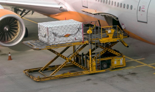 What Companies Are In The Air Freight Delivery Services
